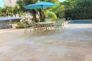 آپارتمان‌های توریست‌ها Casa Terra Luxury Island House