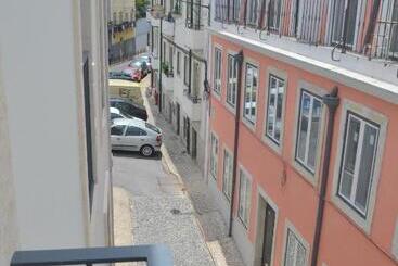 آپارتمان‌های توریست‌ها Tp Bombarda 5, Lisbon Deluxe Apartment
