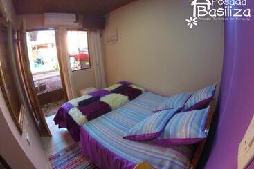 هاستل Posada Basiliza, Encarnación Py