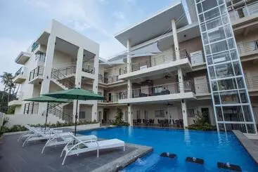 Hotel Rovira Suites