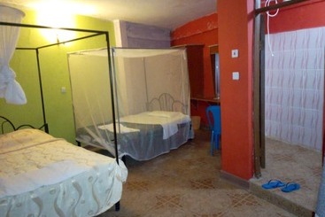 פנסיון Prestige Guest Lodge