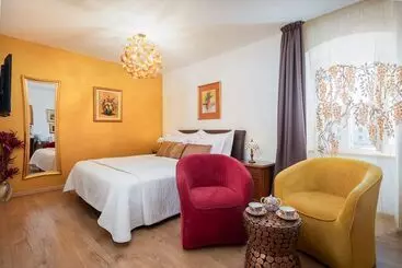 Pensión Romantic Luxury Rooms