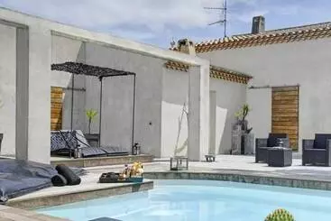 Bed and Breakfast Mas Sainte Marie   Private Hot Tub Suites