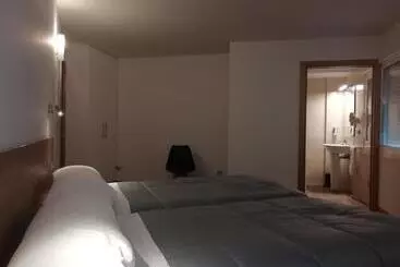 Hotel Pensión B2bikain Hss00895