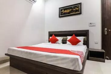 Hotel O Diamond Star