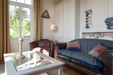 فندق The Originals City, Hôtel La Cour Carrée, Eu