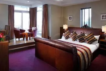 בית מלון כפרי Tullamore Court