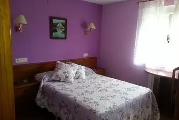 پانسیون Pensión Toranda