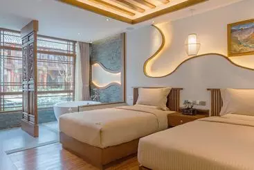 ホテル Lijiang Passing Cloud Resort