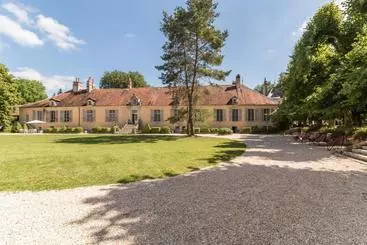 Aamiaismajoitus (B&B) Chateau De Mauvilly