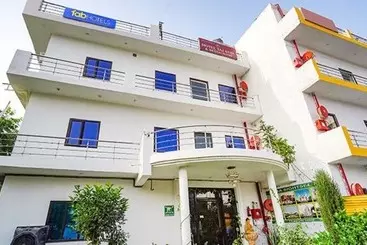 Hotel Pearl Of Taj Home Stay