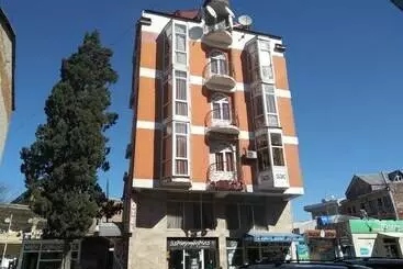 هتل Edemi