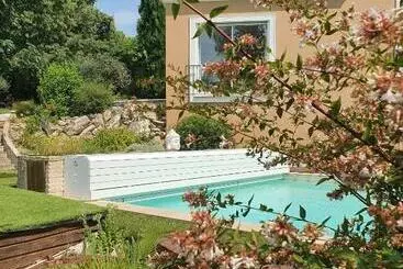 Pensió Montèze Paradis