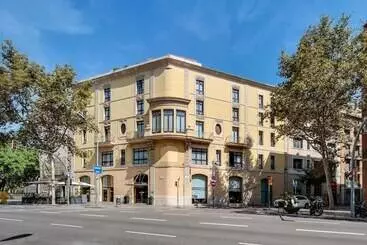 Отель Garbi Millenni