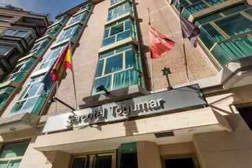 Apartamentos Sercotel Togumar