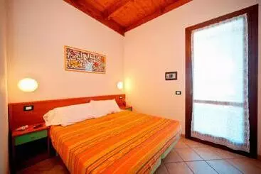 Resort Caliente