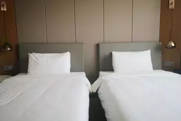 Hotel Yitel Collection (penglai City Hall Penglai Pavilion Scenic Area )