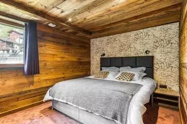 Majatalo Chalet Raven Co Living