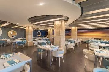 Сельский отель Izan Puerta de Gredos