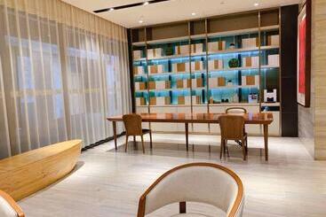 هتل Ji Xuzhou Suning Plaza