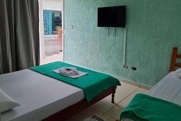 旅馆 Porto Suítes Peruíbe