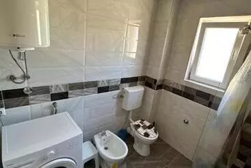 پانسیون Apartman Ejna