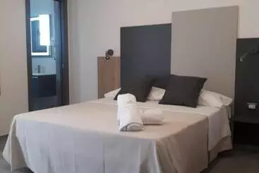 Pensão Marebed Apartments & Rooms