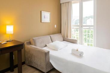 アパートホテル Mercure Jaragua Do Sul