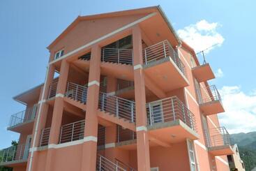 Pensiune Guesthouse Orlović