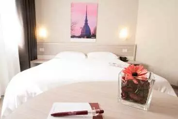 アパートホテル Best Quality Hotel Politecnico