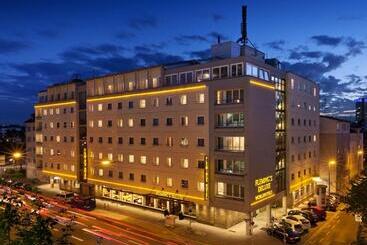 Flemings Hotel Frankfurt Main Riverside