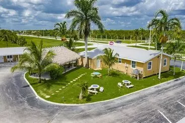 Everglades City Motel