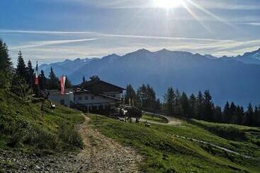 Cămin Panorama Restaurant Sterzingerhaus 1.930m