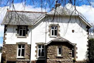 Dartfordleigh Bed And Breakfast