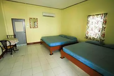 Hotel Rimtalay Resort Koh Si Chang