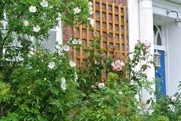 ペンション Brimford House