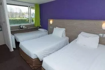 فندق Kyriad Chantilly Sud Luzarches