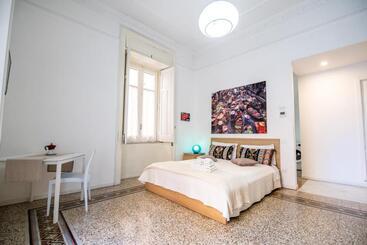 تختخواب و صبحانه Bed&breakfast Salerno