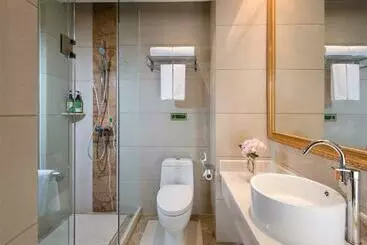 Vienna Hotel Foshan Lecong Centre