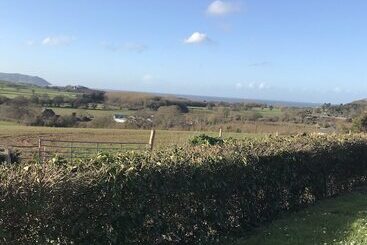 פנסיון Cedar House