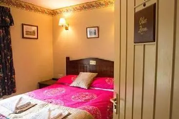 Hôtel (catégorie 1/2 *) Square & Compass