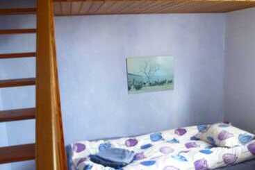 تختخواب و صبحانه Kullagården