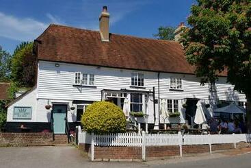 호스텔 Rose And Crown