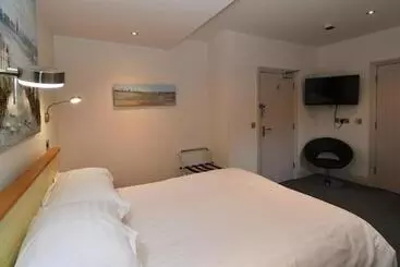Alberg Tudor Lodge Bed & Breakfast