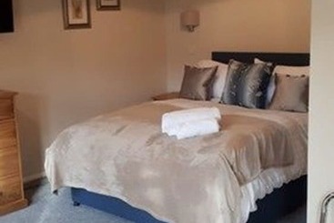 The Clifden Arms B&b