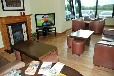 Отель Ferryport House B&b