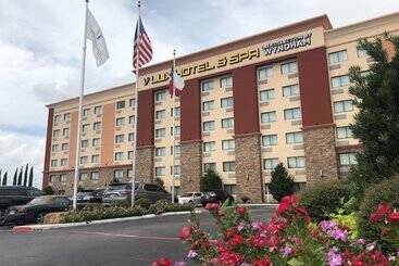 Lux Hotel & Spa, Trademark Collection By Wyndham