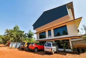 Hotel Empire By Oyo Rooms