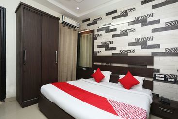 Hotel Galaxy By Oyo Rooms