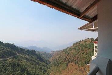 Hotel Snow Point Inn